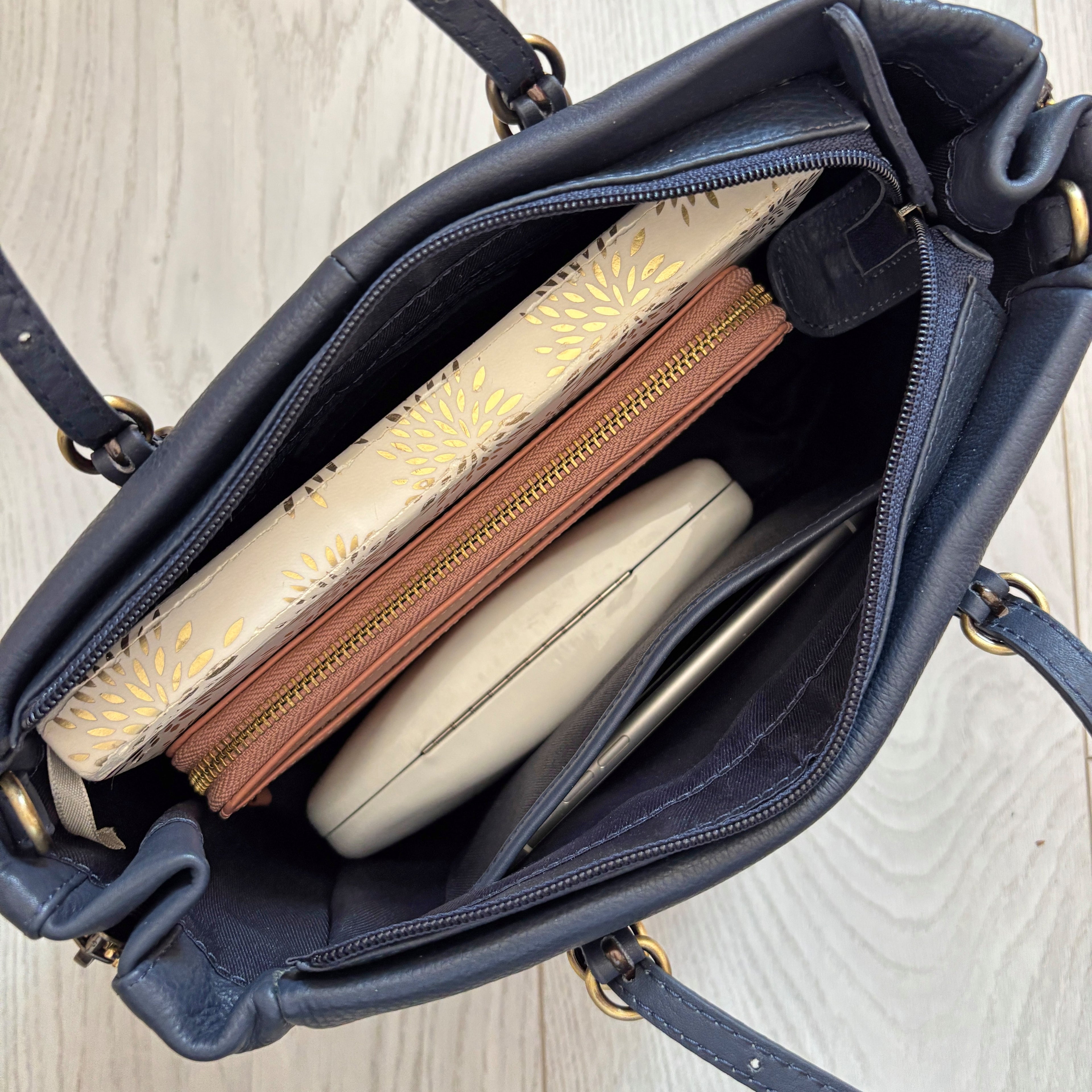 Rowallan Black Leather Cross Body Bag, Grab Bag