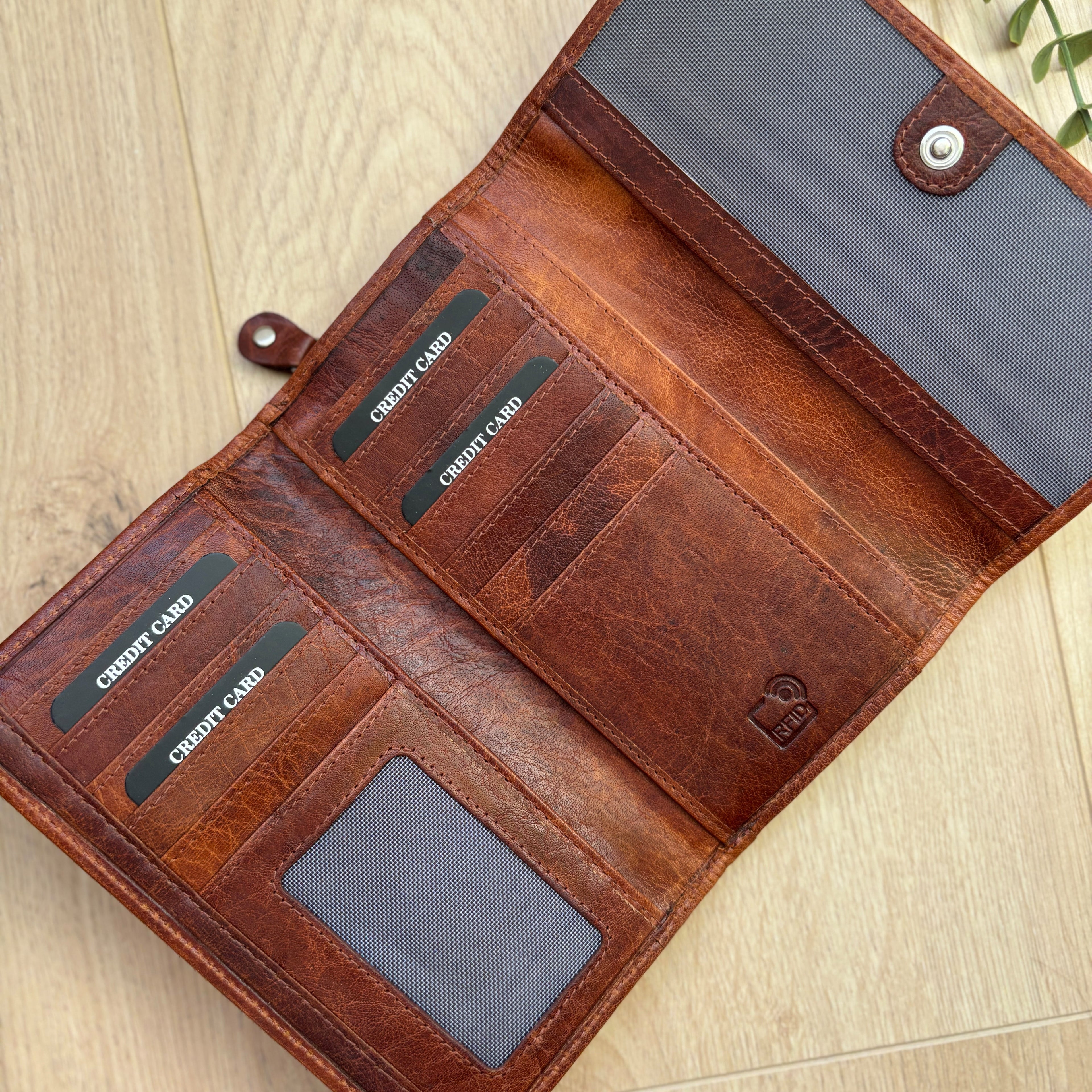 Rowallan Cognac Leather Purse - RFID Secure