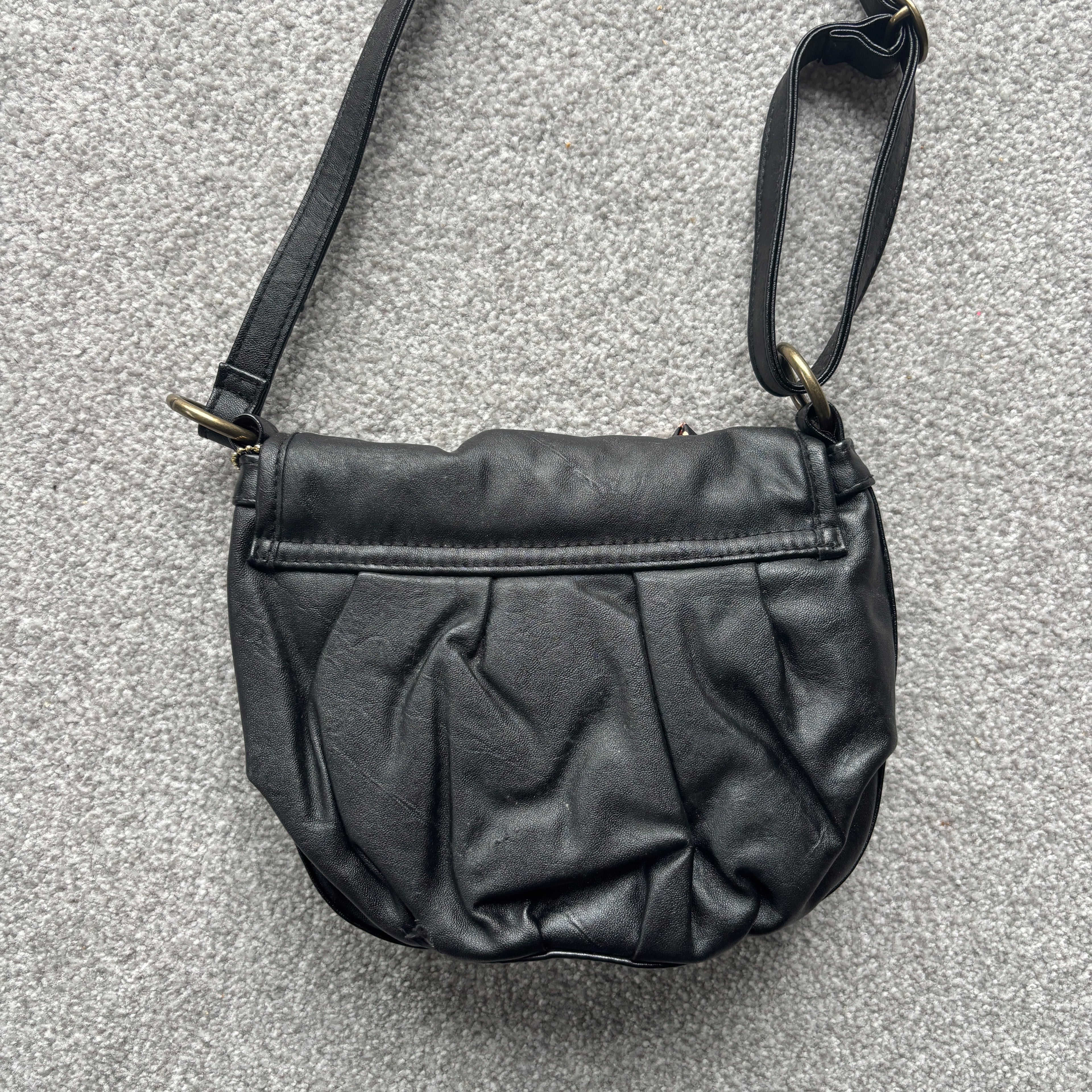 Suzy Smith Black Shoulder Bag