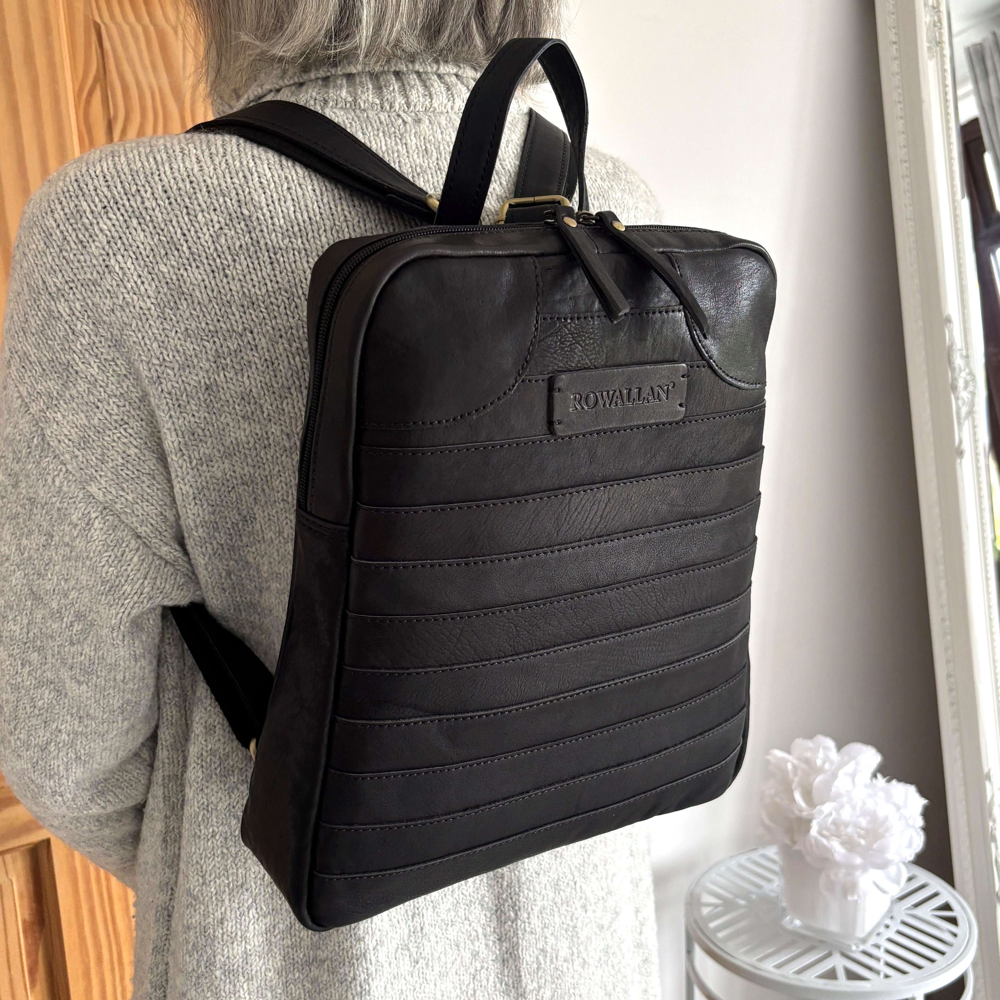 Rowallan Large Black Leather Backpack